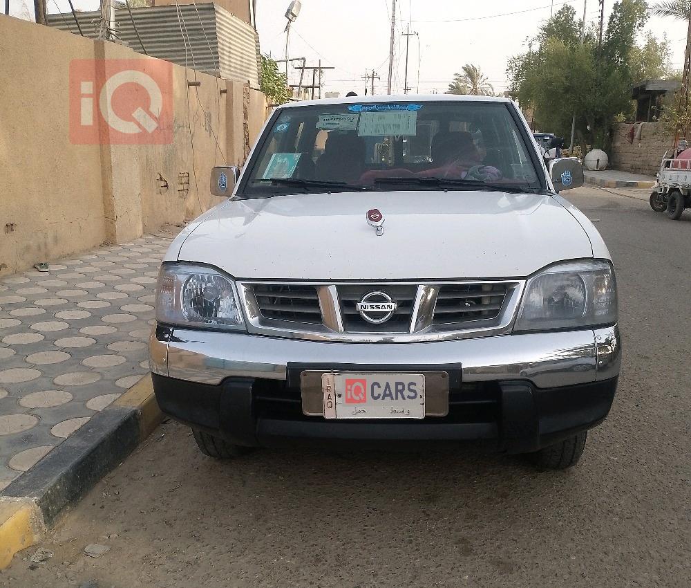 نيسان بيك اب